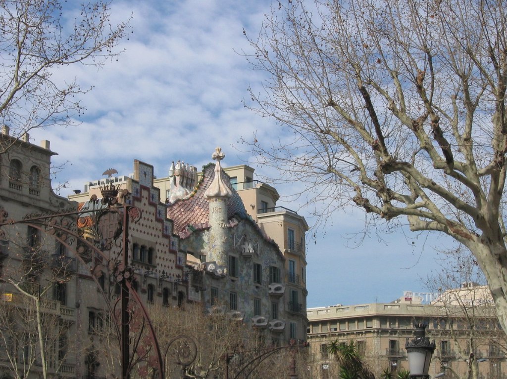 01-Casa Ametller and Casa Batlló.jpg - Casa Ametller and Casa Batlló